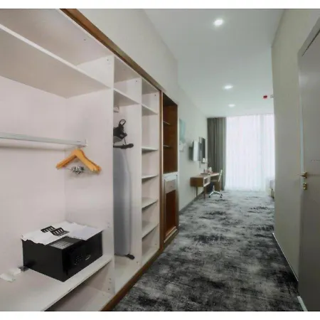 Tryp By Wyndham Istanbul Topkapi Exterior photo