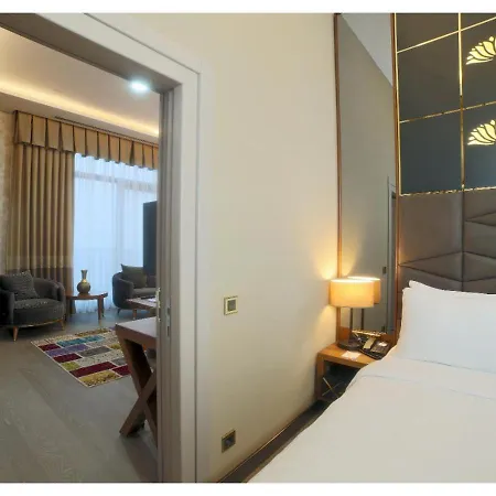 Tryp By Wyndham Istanbul Topkapi Exterior photo