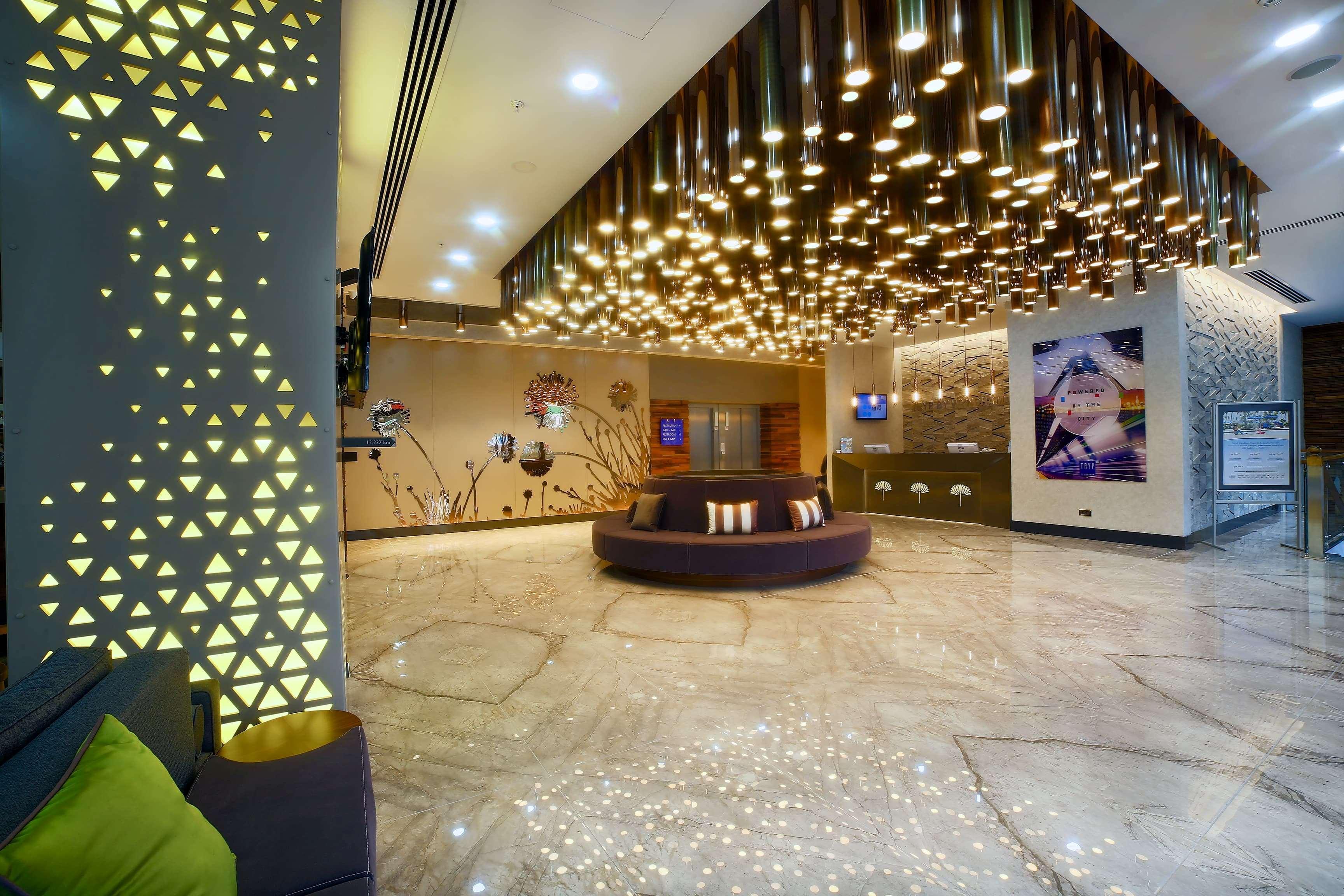 Отель Tryp By Wyndham Topkapi
