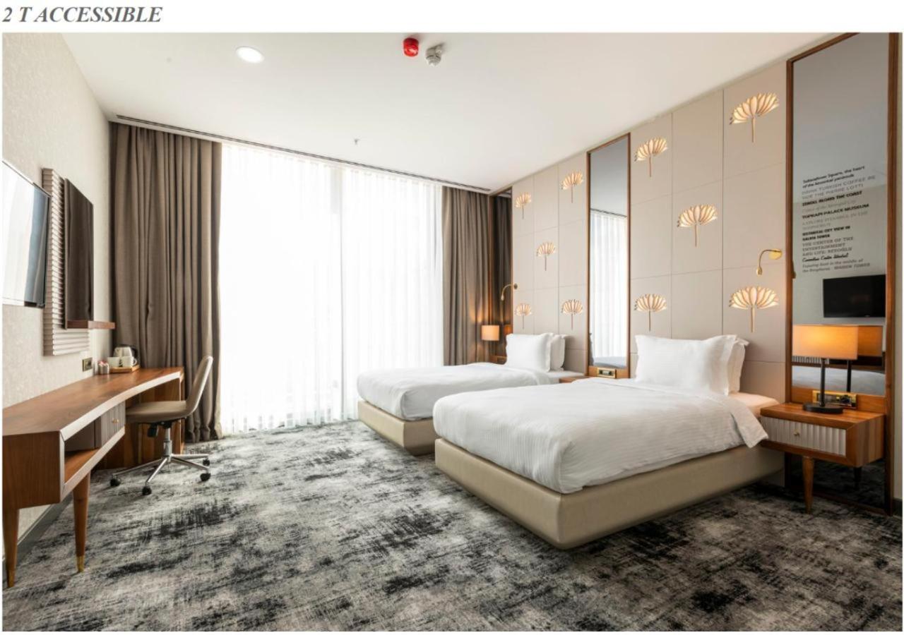 Отель Tryp By Wyndham Topkapi