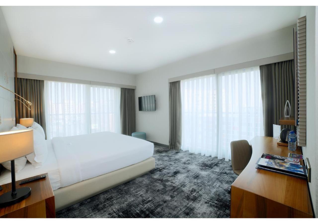 Tryp By Wyndham Topkapi Отель Стамбул