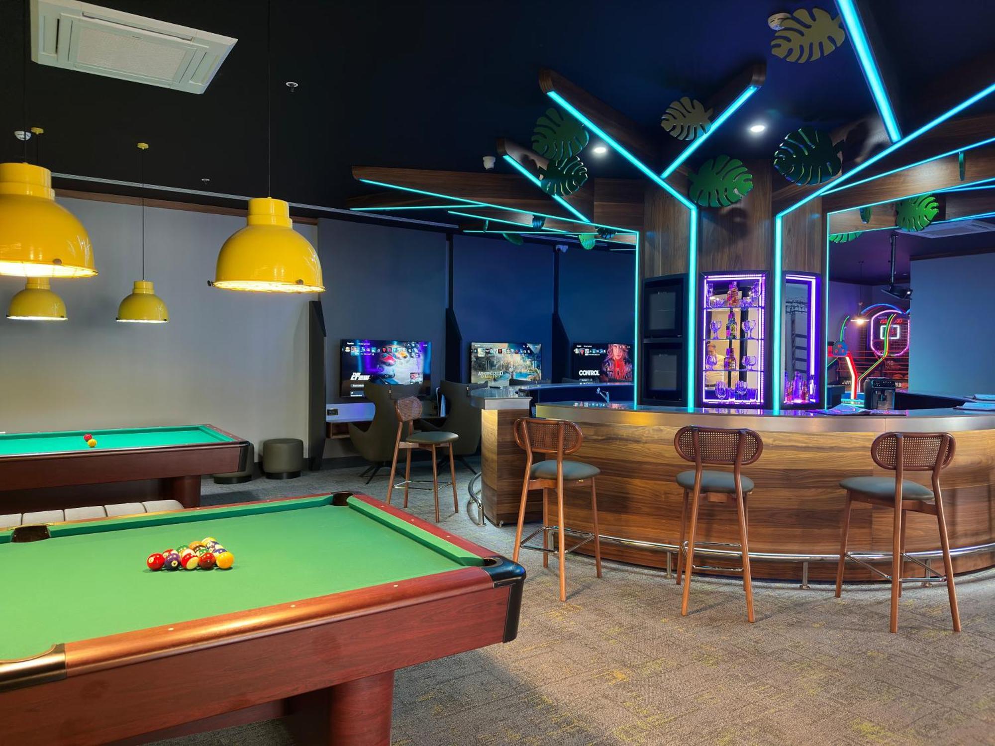 Tryp By Wyndham Topkapi Отель